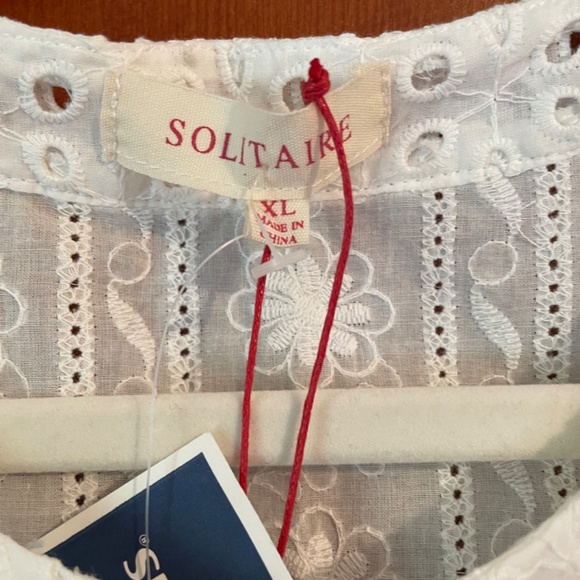NWT Solitaire Women’s Sleeveless White Eyelet Top  XL - Picture 7 of 7